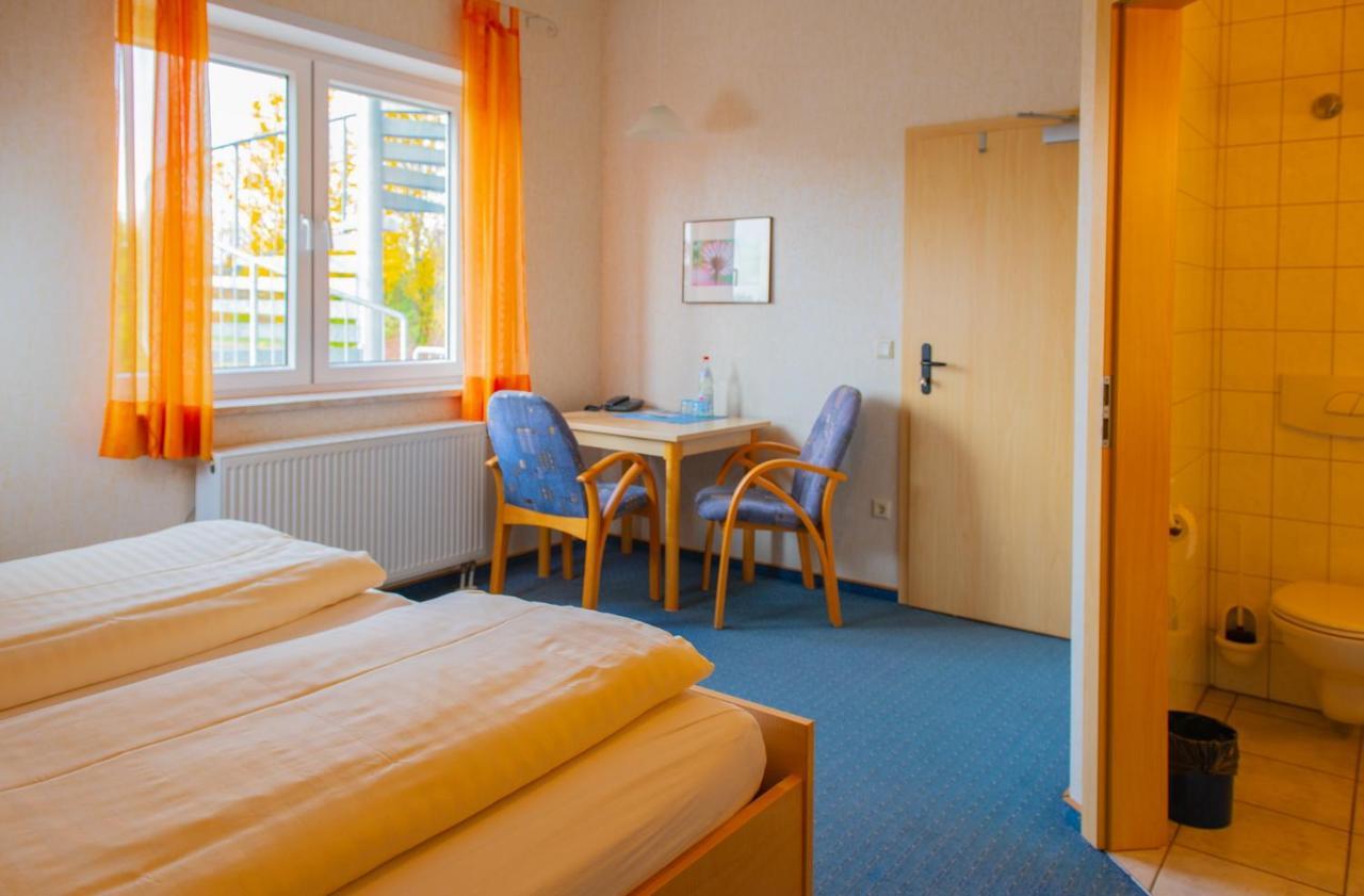 Christliche Gaestehaeuser Weinstrasse Neustadt an der Weinstrasse Ngoại thất bức ảnh