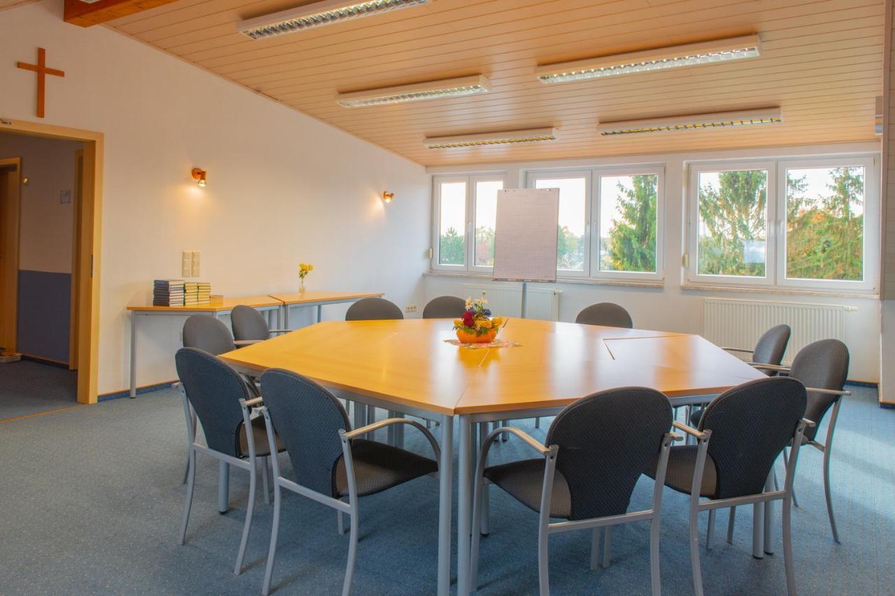 Christliche Gaestehaeuser Weinstrasse Neustadt an der Weinstrasse Ngoại thất bức ảnh